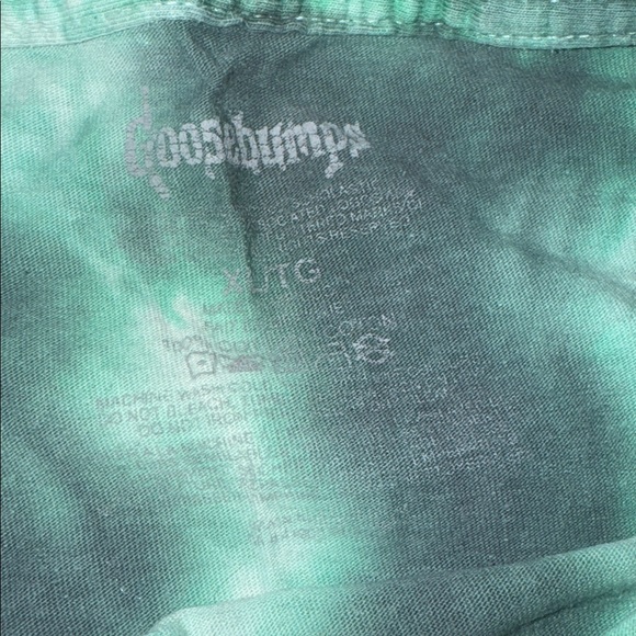 Spooky Vintage Vibe Men's XL Goosebumps Tie-Dye Graveyard T-Shirt" - Picture 3 of 4